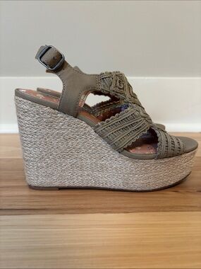 Lucky Brand Taupe Woven Espadrille Wedge Sandals